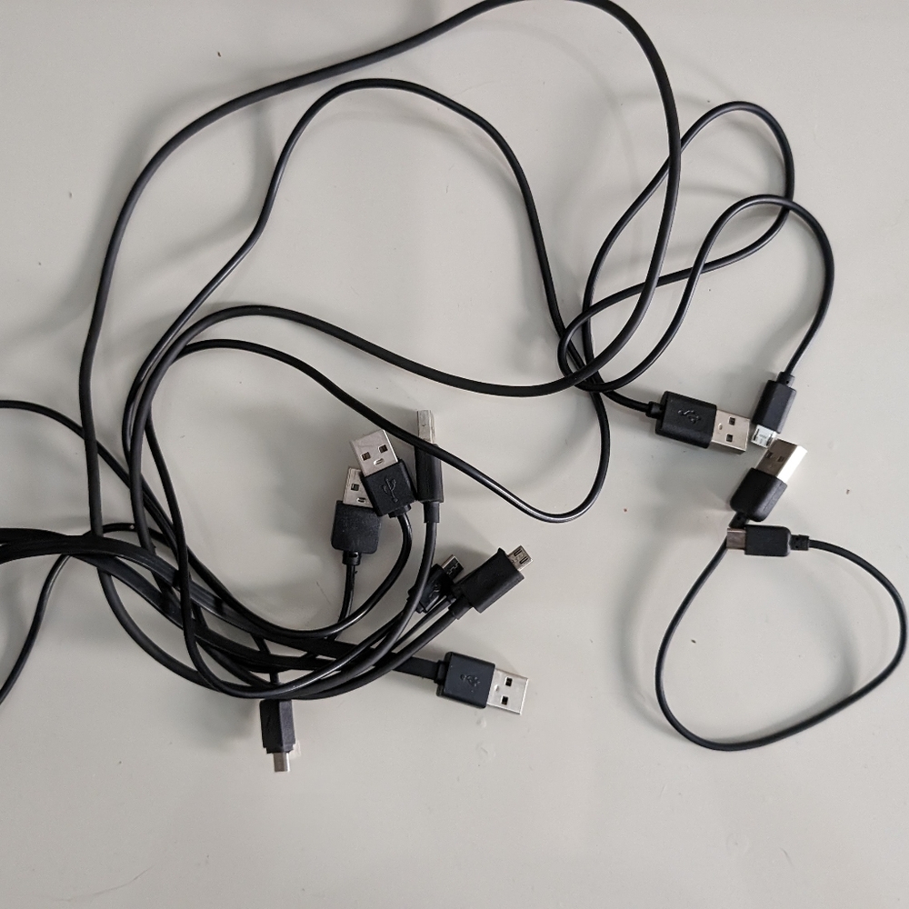 Bundle of 5 USB A - micro USB cords